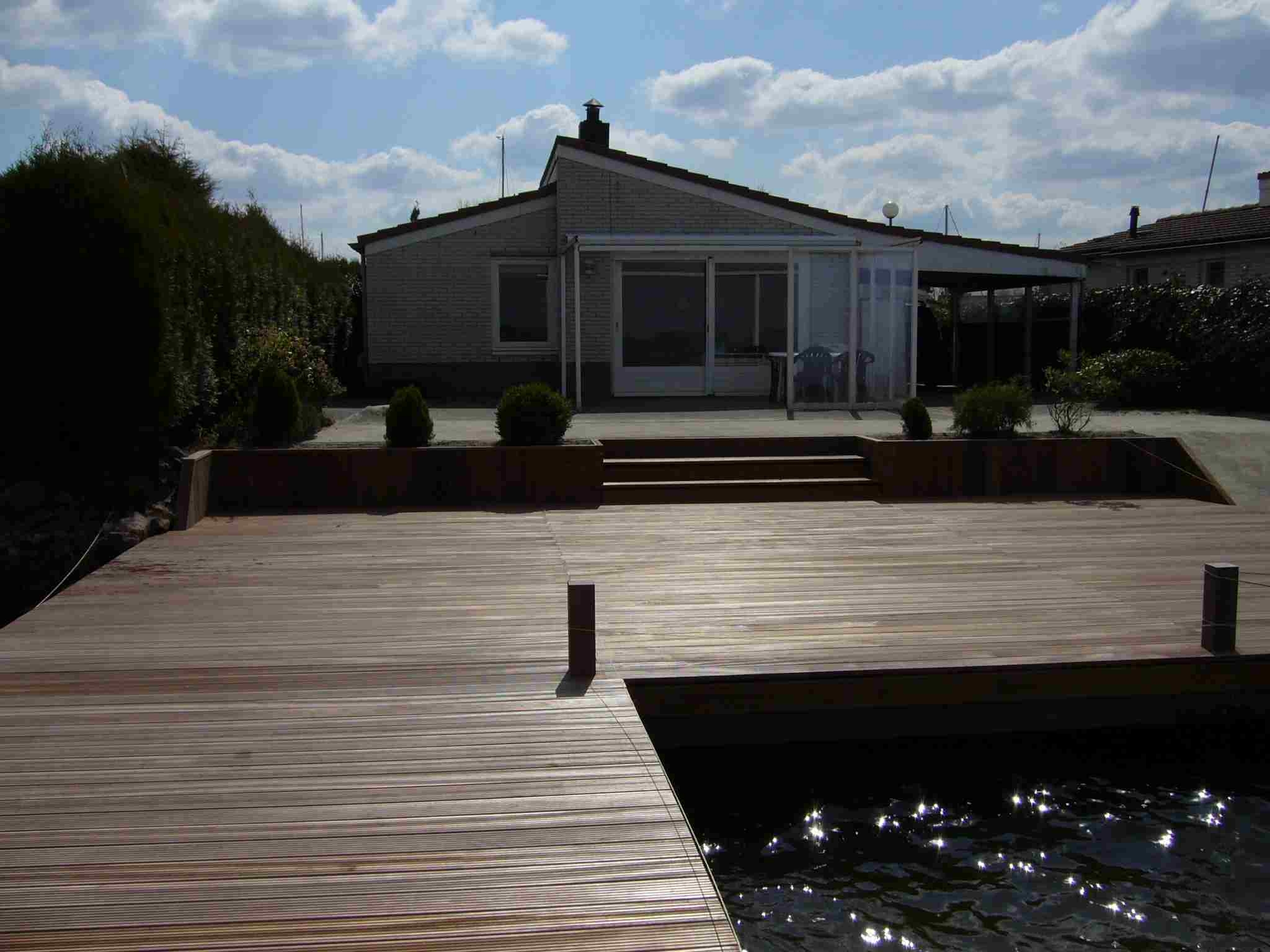 De Waterhut vanaf het water